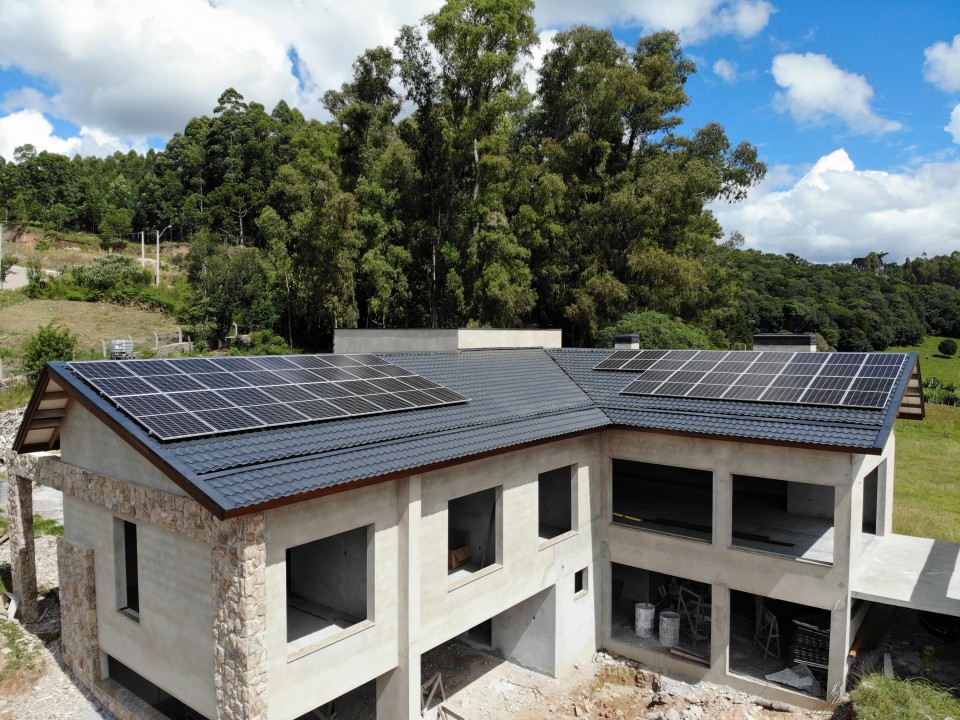 1.400 kW/mês
