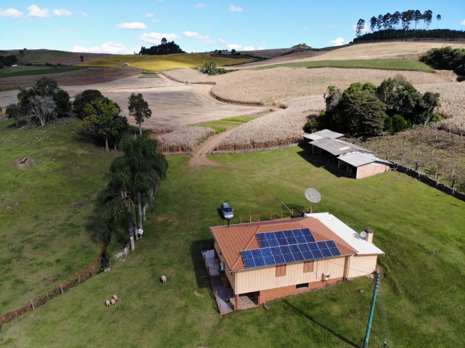 600 kW/mês